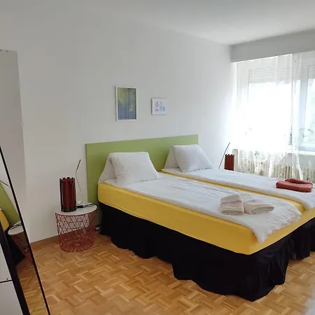 Casa Kromatica Apartman *